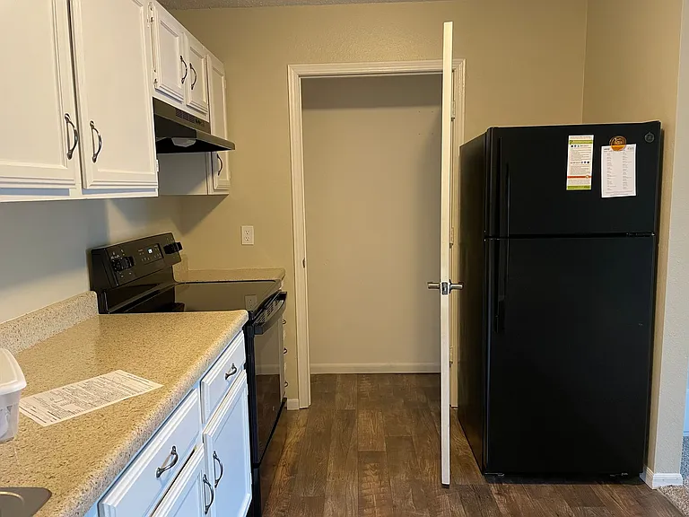 5939 Outlook St — Photo 11