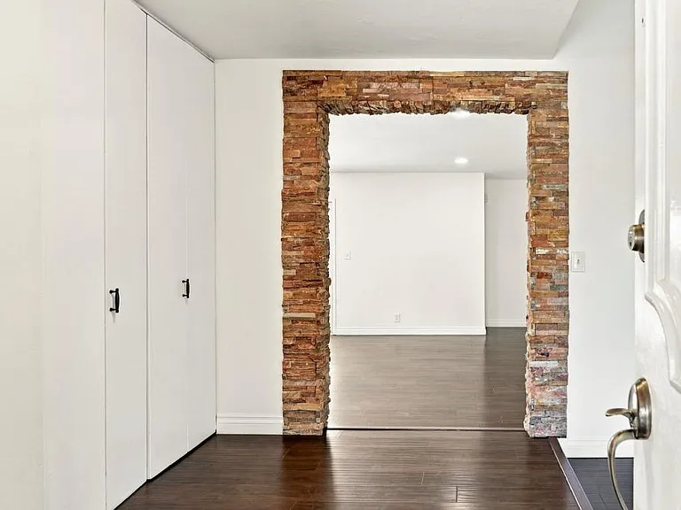 1101 Calle Vista Ave — Photo 4
