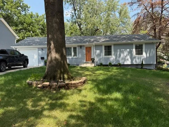 10914 W 71st St, Shawnee, KS 66203