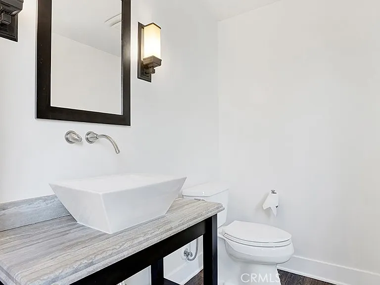 243 Poppy Ave — Photo 28