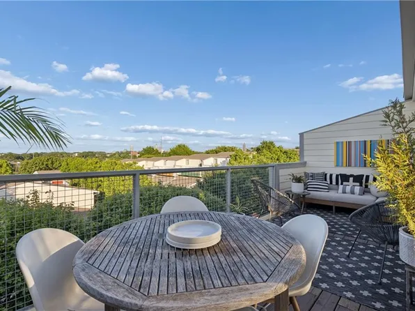 1260 Van Allen Mews NW, Atlanta, GA 30318