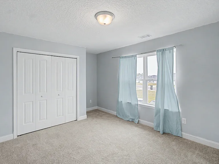 76 Saint Johns Ct — Photo 19