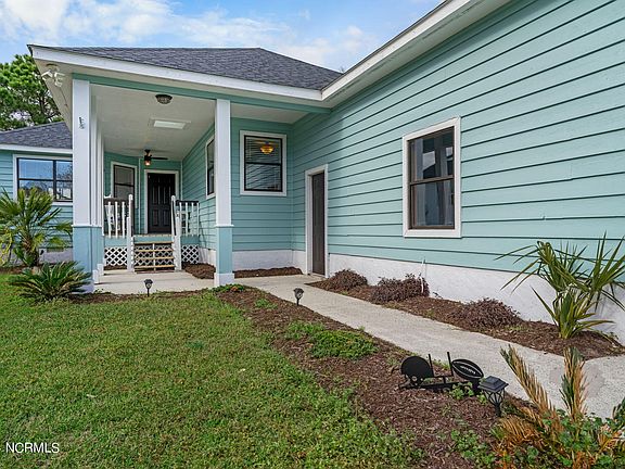2nd image of 216 Nantucket Court