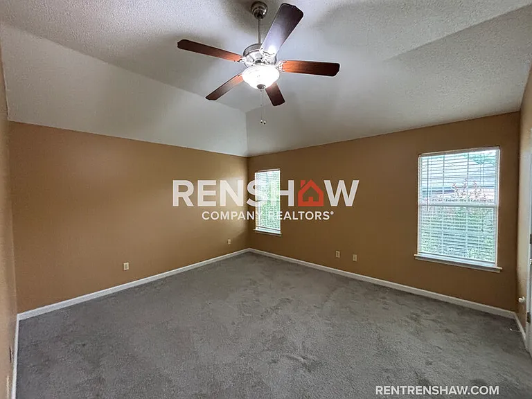 8255 Cross Point Dr — Photo 15