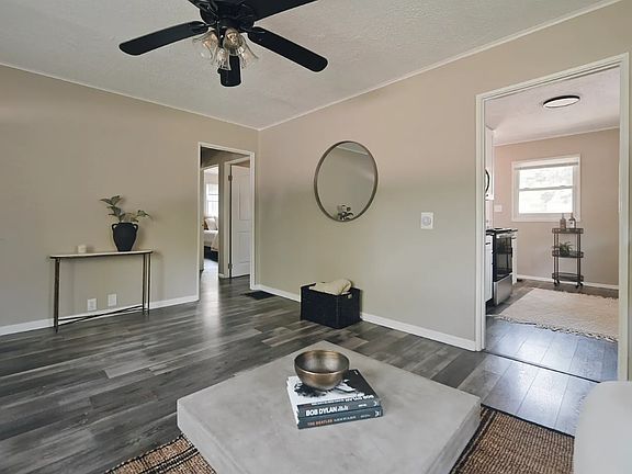 4th image of 5636 Crittenden Ave