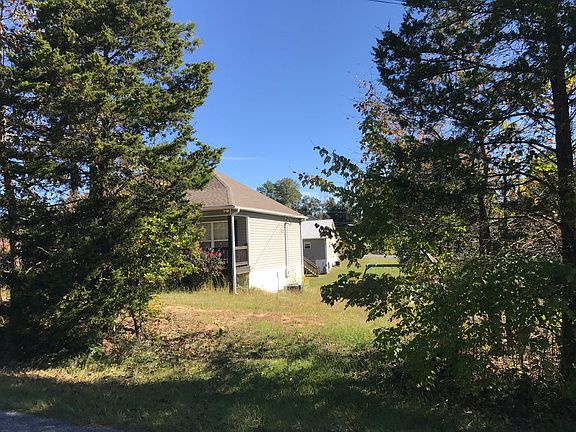 2nd image of 8 Woodbrook Dr