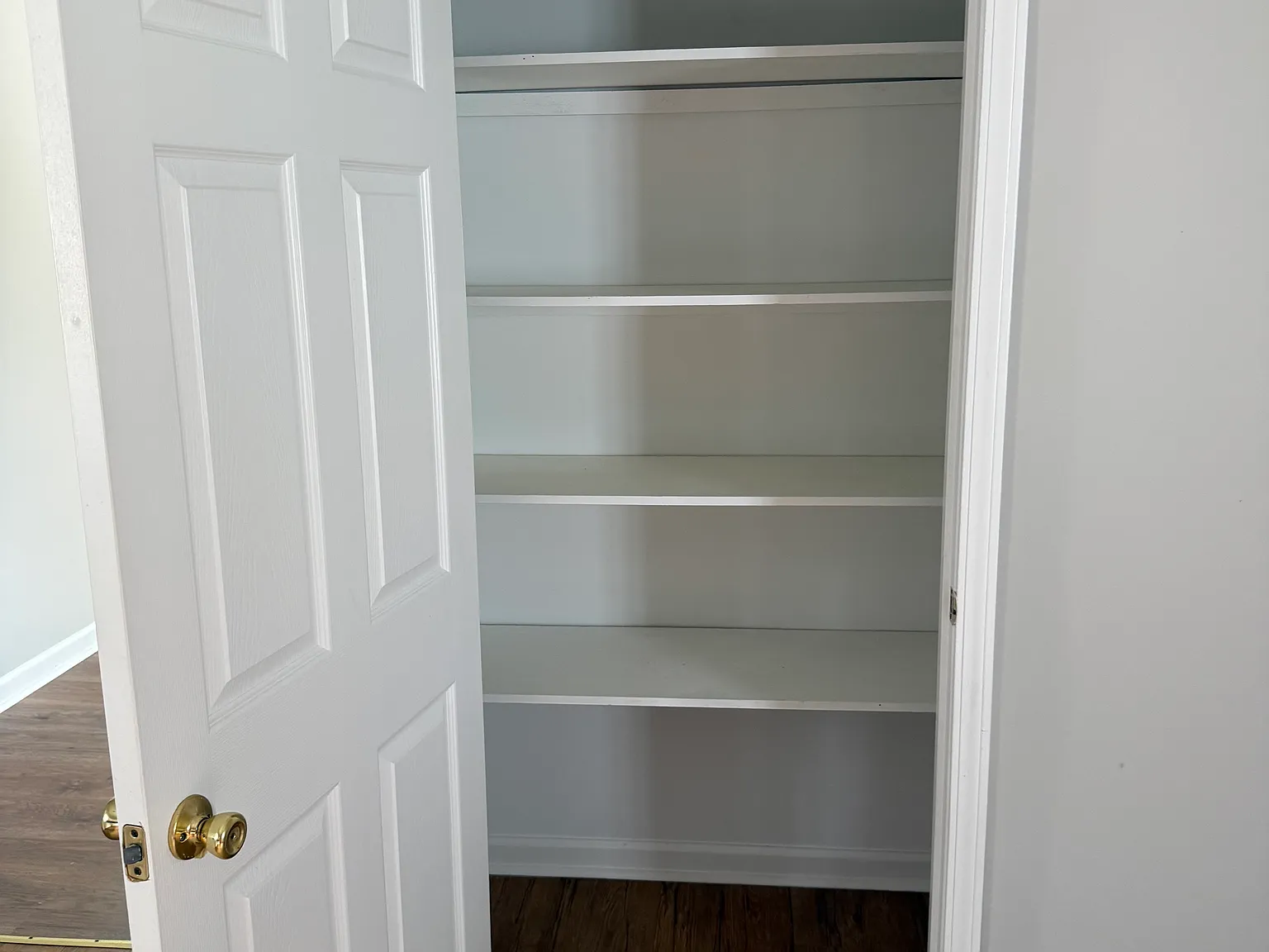 2 bed, 1060 sqft, $1,800 — Photo 3