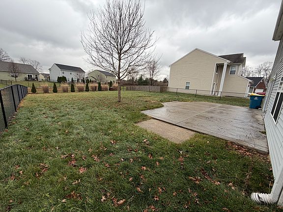 3rd image of 4751 Deacon Ln