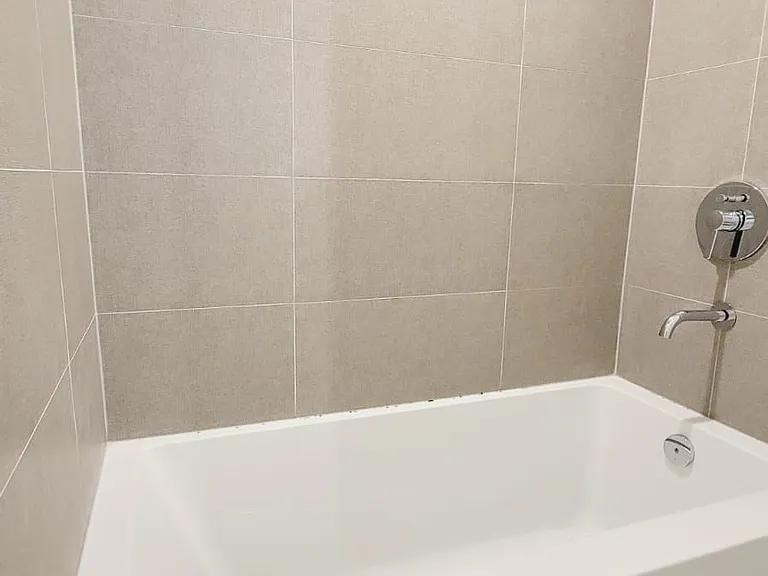 270 Dufferin St #18 — Photo 12