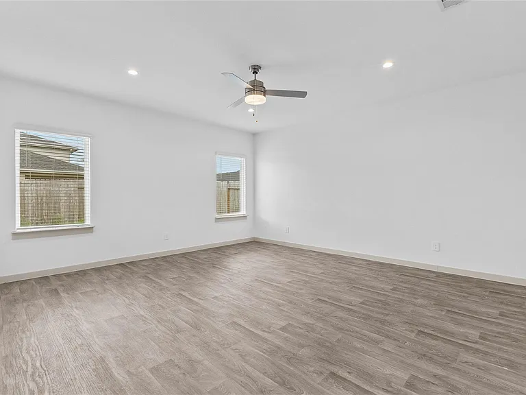 2905 Highgate Hill Ln — Photo 17