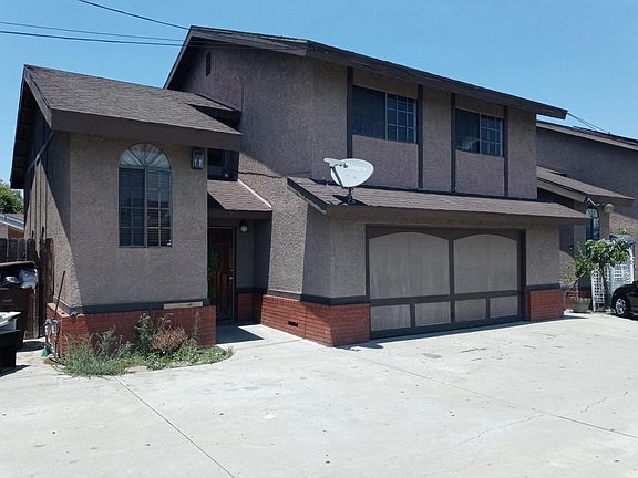 2nd image of 15641 Mentz St