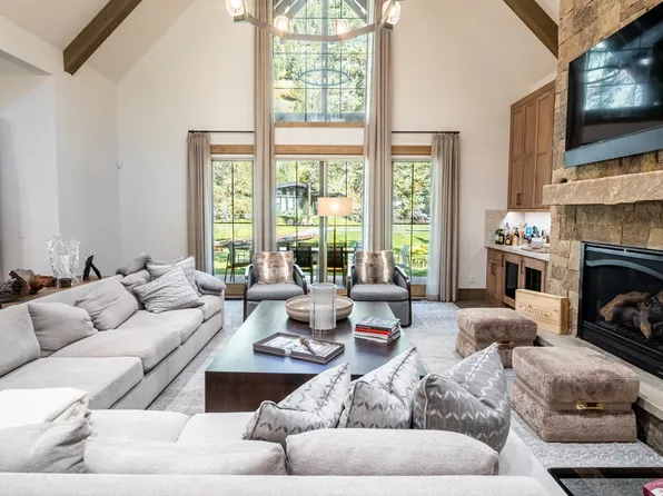 15480 S Wagon Rd, Jackson, WY 83001