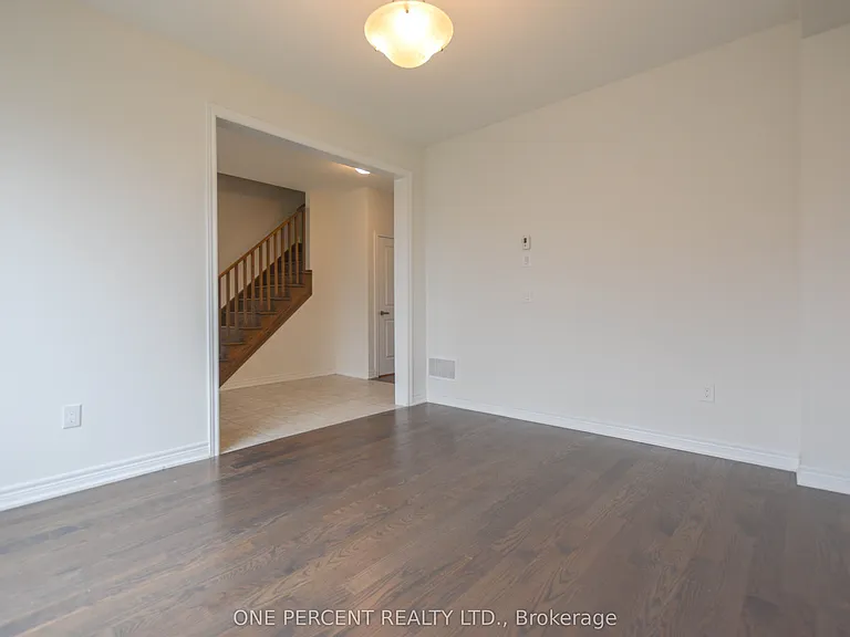 19838 Leslie St — Photo 7