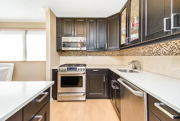 Sold by Re/Max In The City | media 26