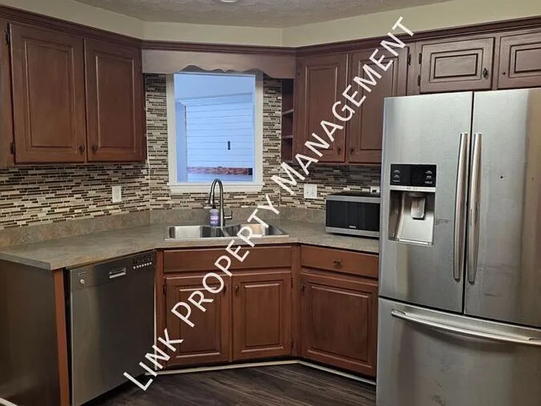 6383 Rim Crest Ln — Photo 4