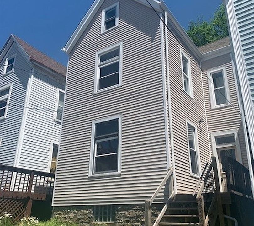 1st image of 2366 Flora St #1