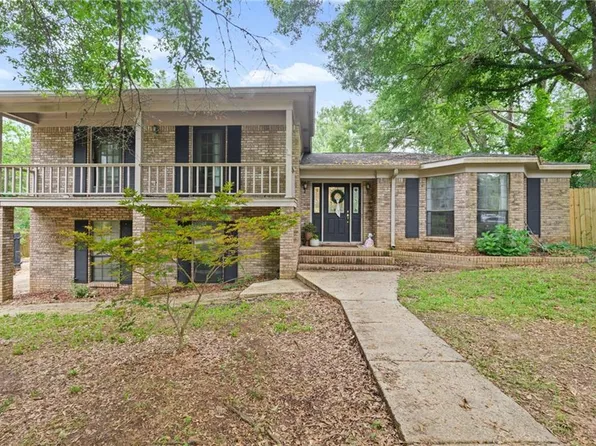 9913 Alderway St, Mobile, AL 36695