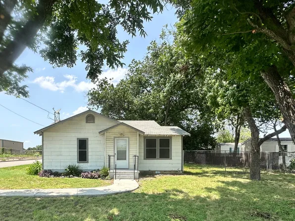 1649 Interstate Highway 35 N, New Braunfels, TX 78130