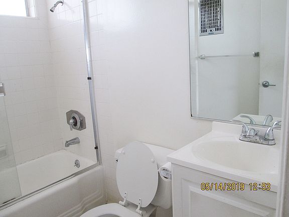 5th image of 1640 Barry Ave APT 9