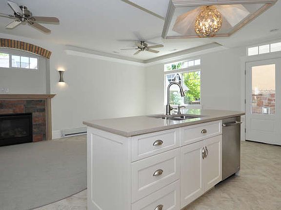 3rd image of 1191 S Liberty Wells Pl