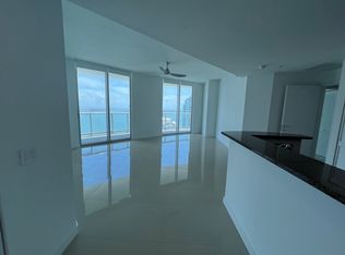 300 S Biscayne Blvd APT 3710, Miami, FL 33131
