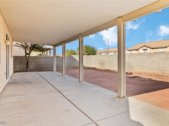 4th image of 5848 Capsicum Ct