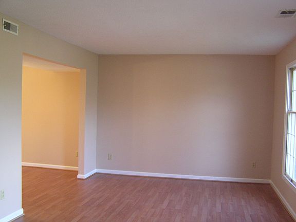 5th image of 7327 Shadowlake Dr