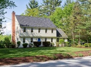 22 Williamsburg Dr, Amherst, NH 03031
