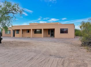 660 W Calle De Marzo, Sahuarta, AZ 85614