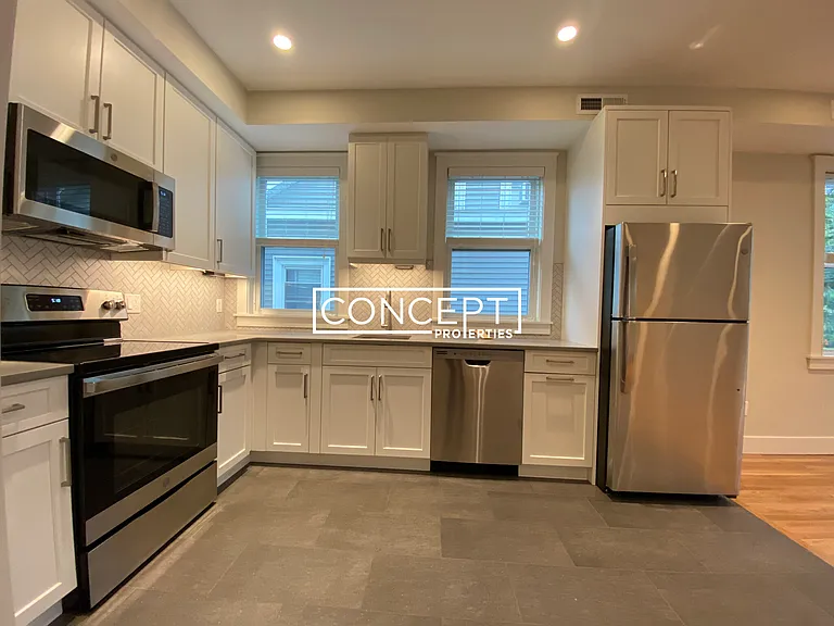 70-70A Spring Street — Photo 7