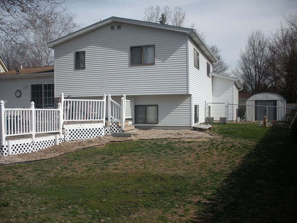 2nd image of 3004 Lambros Dr