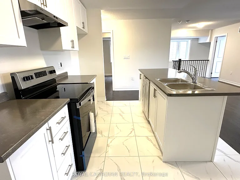 9 Bannister Rd #UPPER — Photo 9
