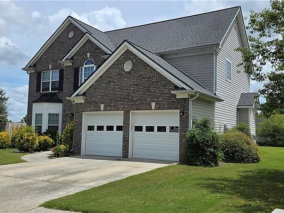 2nd image of 1399 Dulwich Ct