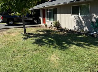 2385 Happy Valley Dr #1, Medford, OR 97501
