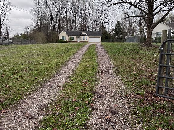 2nd image of 370 Brown Rd