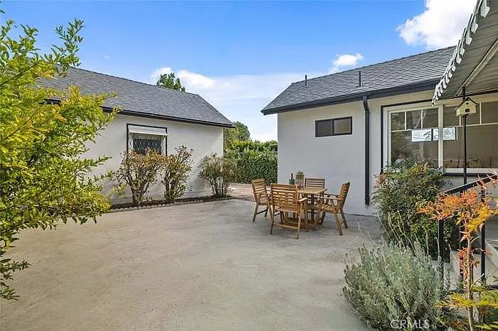 3658 Sierra Vista Ave — Photo 39
