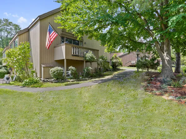 288 Agawam Drive #B, Stratford, CT 06614