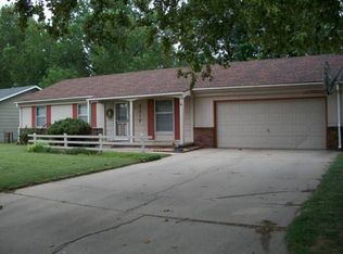 3317 Normandy Rd, Hutchinson, KS 67502