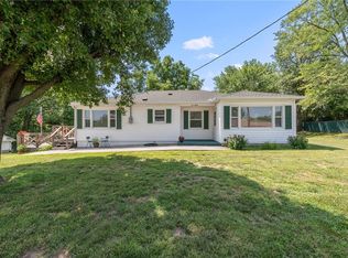 515 E Longfellow St, Claycomo, MO 64119