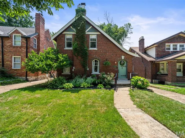 7426 Stanford Ave, Saint Louis, MO 63130