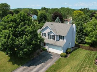 125 Pebblestone Dr, Chittenango, NY 13037