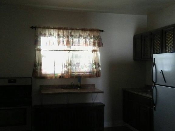 5th image of 4144 Tod Ave