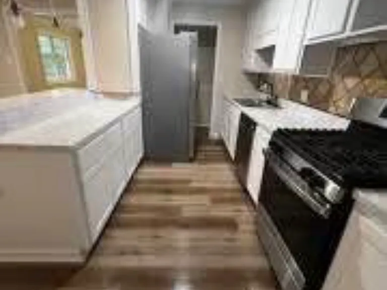 6310 Green Acres Ln — Photo 2
