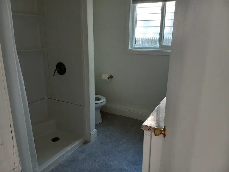 249 Garfield Ave — Photo 8