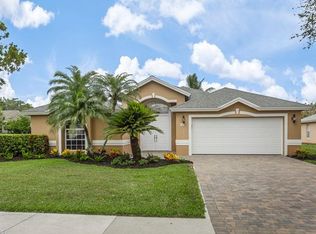 641 Briarwood Blvd, Naples, FL 34104