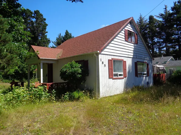 185 SW South Point St, Depoe Bay, OR 97341