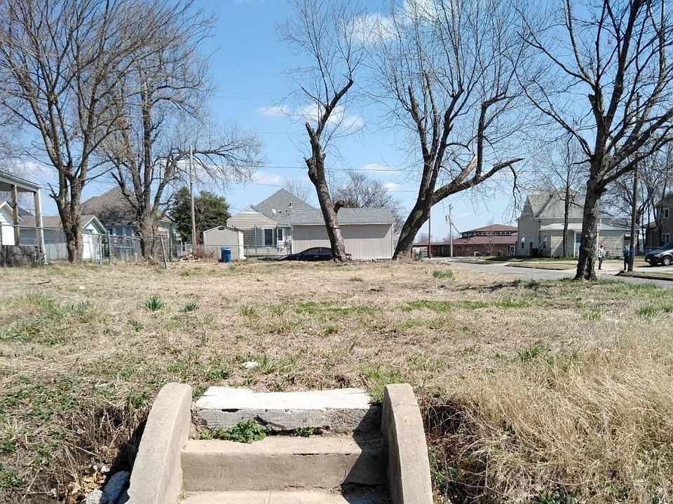 1st image of 2129 Bird Ave
