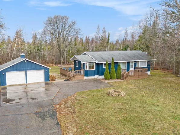 9138 Platte Rd, Beulah, MI 49617