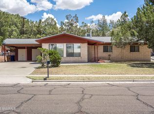 2045 Gladys Dr, Las Cruces, NM 88001