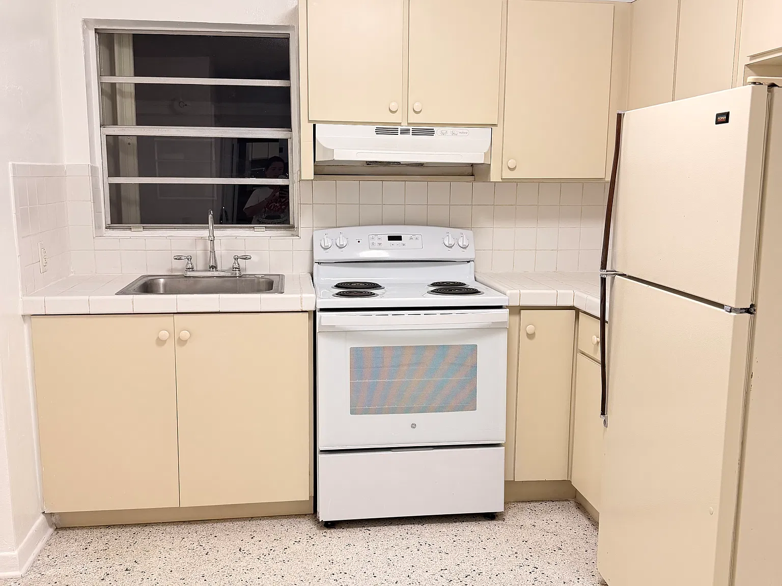 1 bed, $1,600 — Photo 3